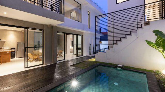 Historic Mansion with Timeless Elegance